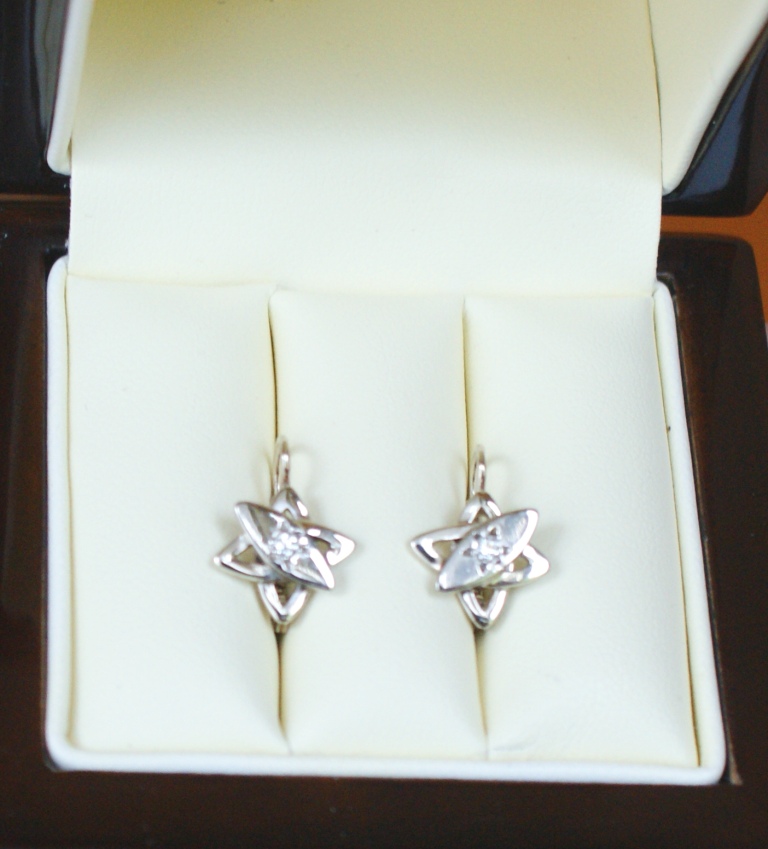 Diamond earrings,original gold jewellery with natural diamond,to order.